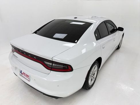 Used 2022 Dodge Charger SXT w/ Leather Interior Group RWD image 40
