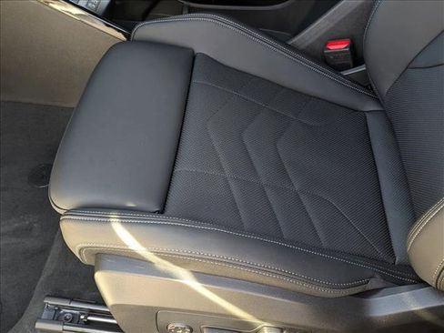 New 2026 BMW X2 xDrive28i w/ Technology Package image 4