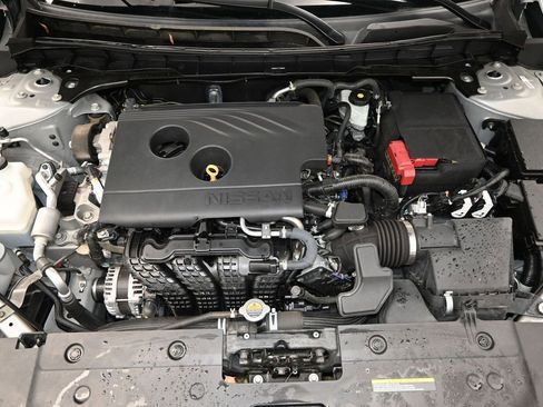 Used 2020 Nissan Altima 2.5 SR w/ Premium Package image 23