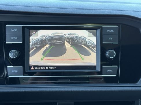 Used 2021 Volkswagen Jetta R-Line image 19