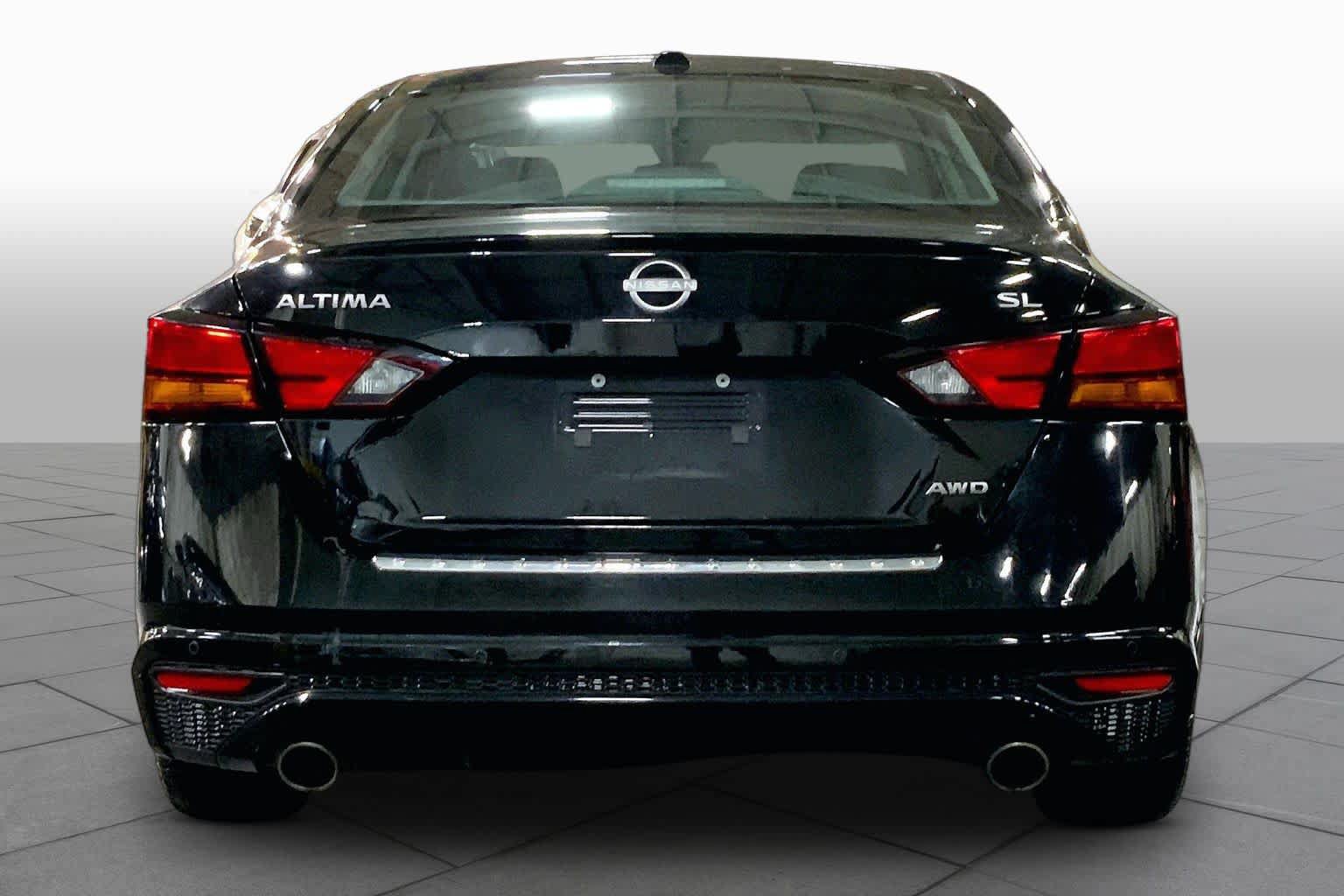 Used 2023 Nissan Altima 2.5 SL AWD/4WD image 5