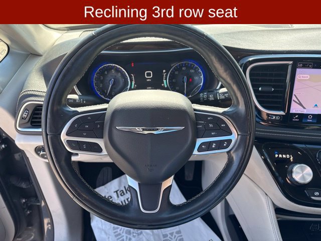 Used 2022 Chrysler Pacifica Limited FWD image 19