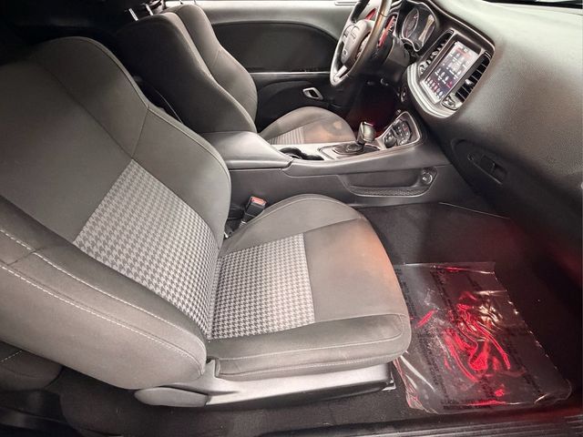 Used 2020 Dodge Challenger R/T RWD image 19