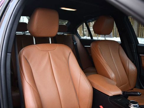 Used 2017 BMW 330i xDrive 330i xDrive image 26