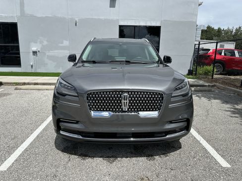 Used 2023 Lincoln Aviator Reserve AWD/4WD image 12