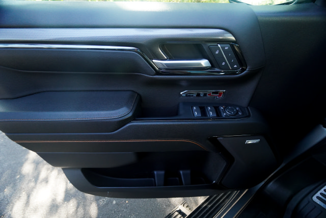 Used 2023 GMC Sierra 1500 AT4 w/ AT4 Premium Package AWD/4WD image 16