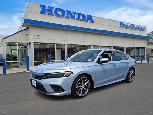 Used 2023 Honda Civic Touring image 1