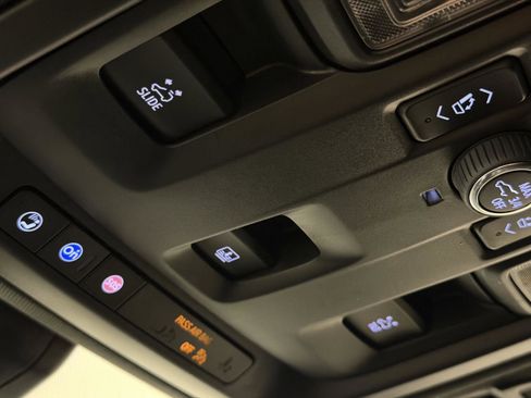 Certified 2022 GMC Yukon AT4 w/ Technology Package image 52