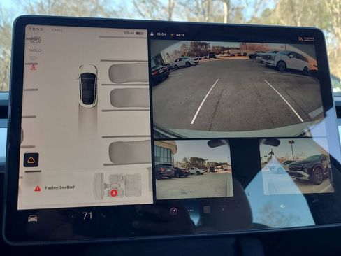 Used 2022 Tesla Model 3 Performance image 25