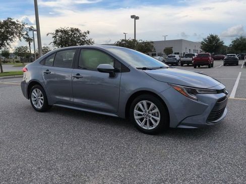 Certified 2023 Toyota Corolla LE w/ LE Convenience Package FWD image 1