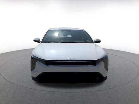 Used 2025 Kia K4 LXS image 4