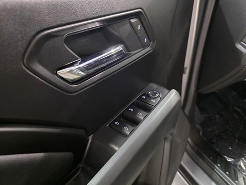 New 2025 GMC Canyon Elevation w/ Convenience Package image 10