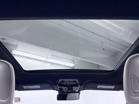 Certified 2023 Mercedes-Benz C 300 4MATIC Sedan image 24