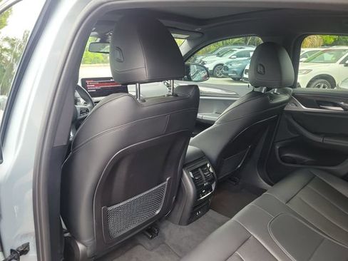 Used 2023 BMW X4 M40i AWD/4WD image 14