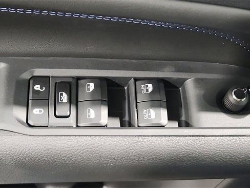 New 2026 Jeep Compass Latitude image 17