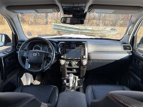 Used 2021 Toyota 4Runner TRD Off-Road Premium image 31