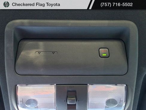 Used 2023 Nissan Frontier PRO-4X w/ Pro Convenience Package image 10