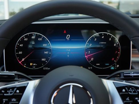 New 2025 Mercedes-Benz C 300 Sedan image 18