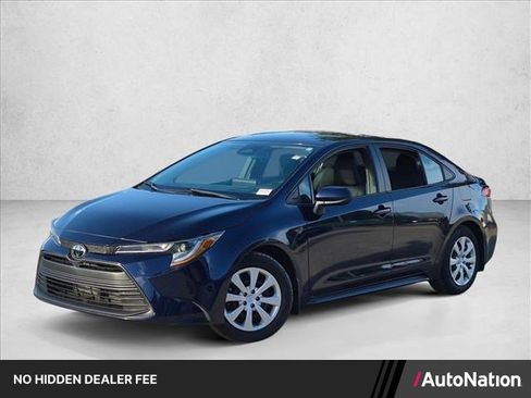 Used 2026 Toyota Corolla LE FWD image 1