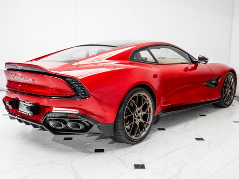 Used 2025 Aston Martin Vanquish image 47