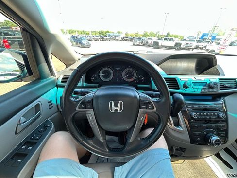 Used 2013 Honda Odyssey Touring image 27