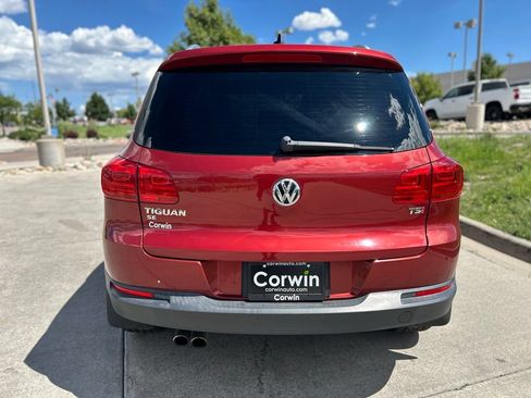 Used 2016 Volkswagen Tiguan SE FWD image 6