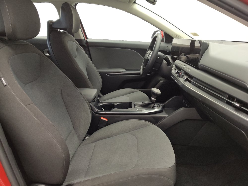 Used 2025 Kia K4 FWD image 21