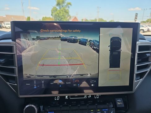 Used 2025 Toyota Sequoia Limited AWD/4WD image 23