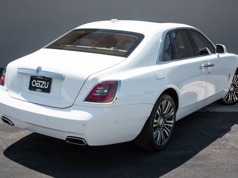 Used 2021 Rolls-Royce Ghost AWD/4WD image 11