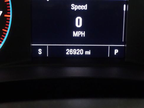 Used 2023 Chevrolet Traverse LS image 41