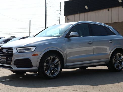 Used 2016 Audi Q3 2.0T Prestige w/ Prestige Package AWD/4WD image 15