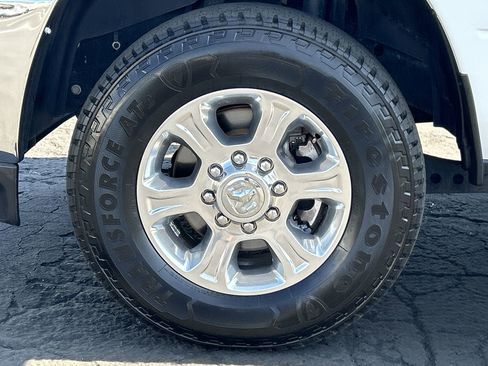 Used 2023 RAM 2500 Big Horn w/ Level 1 Equipment Group image 32