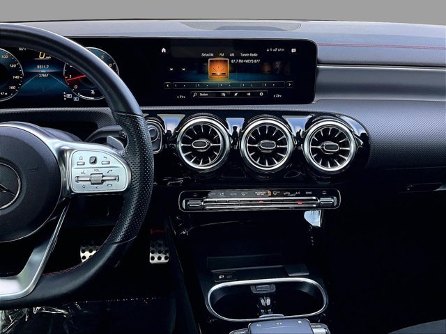 Used 2023 Mercedes-Benz CLA 250 image 8