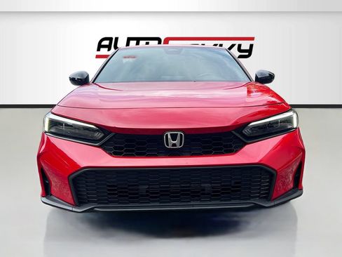 Used 2025 Honda Civic Sport image 2