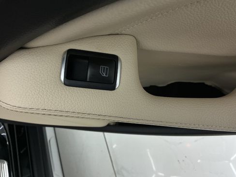 Used 2015 Mercedes-Benz GLA 250 w/ Premium Package image 42
