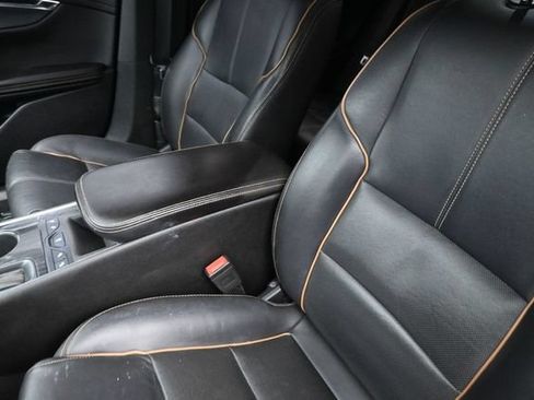 Used 2018 Chevrolet Impala Premier FWD image 17