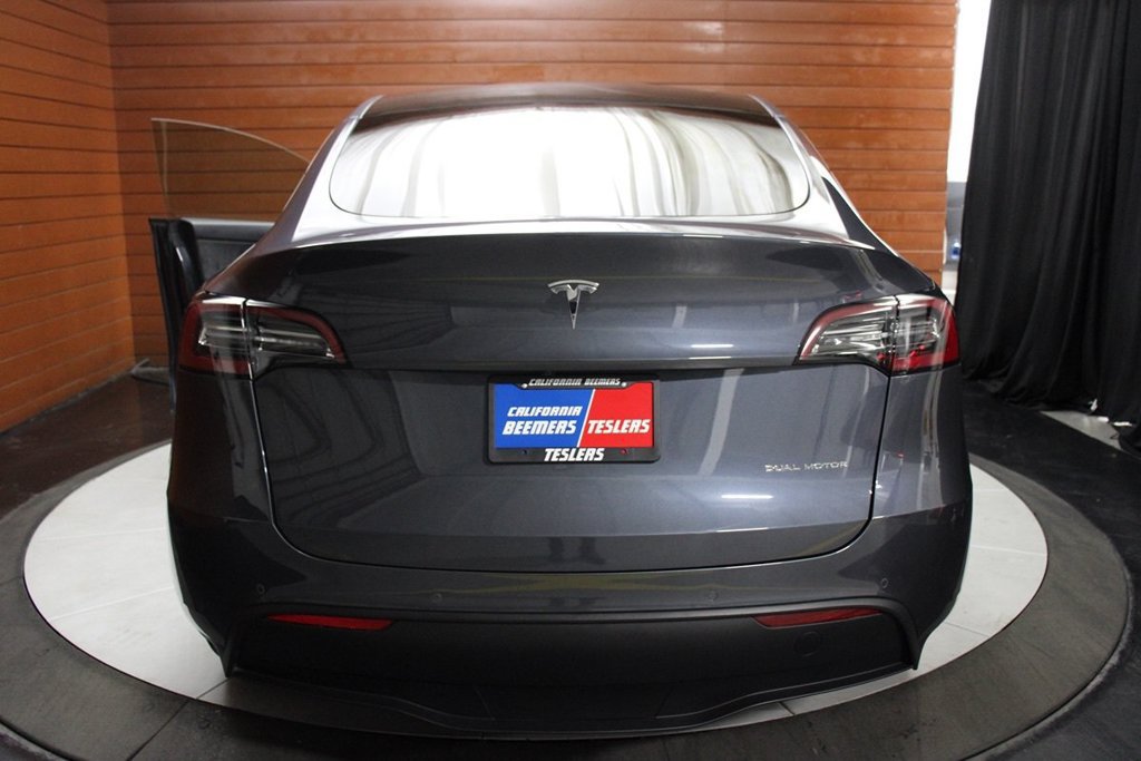 Used 2020 Tesla Model Y Long Range AWD/4WD image 12