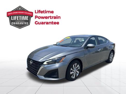 Used 2023 Nissan Altima 2.5 S FWD image 3