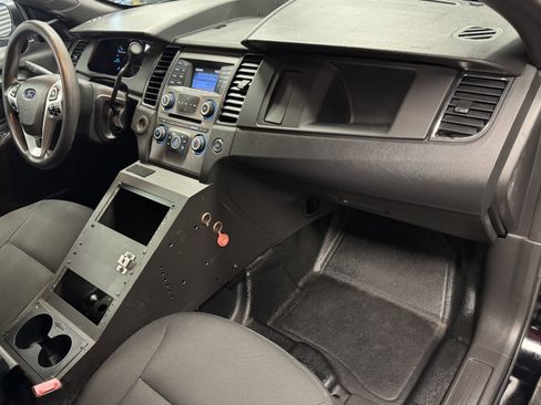 Used 2015 Ford Taurus Police Interceptor AWD image 12