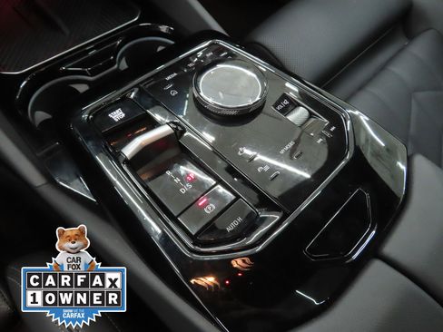 Used 2025 BMW 530i xDrive image 15