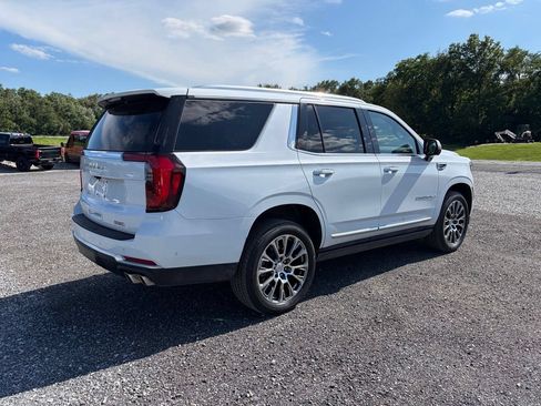 Used 2026 GMC Yukon Denali w/ Sun & Power Step Package AWD/4WD image 10