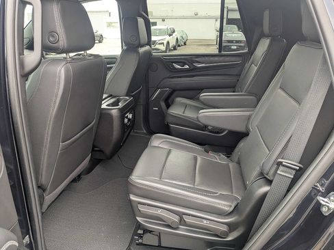 Used 2024 GMC Yukon Denali AWD/4WD image 15