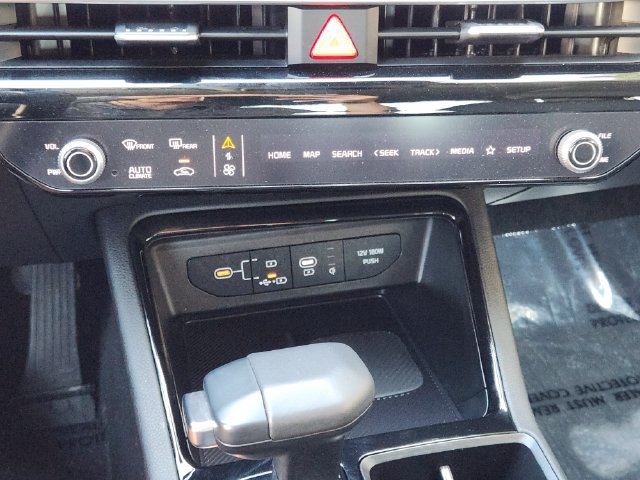 Used 2025 Kia K5 EX FWD image 21