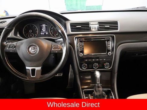 Used 2015 Volkswagen Passat 1.8T Sport image 13