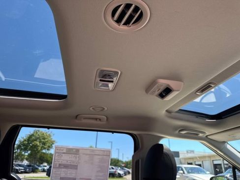 New 2026 Kia Carnival SX Prestige FWD image 12