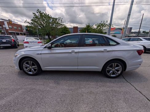 Used 2019 Volkswagen Jetta R-Line FWD image 9