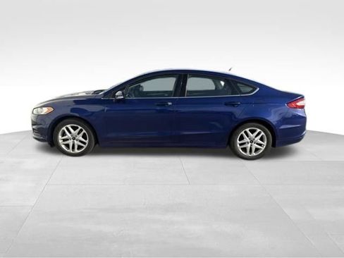Used 2016 Ford Fusion SE FWD image 6