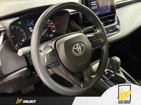 Used 2024 Toyota Corolla LE FWD image 11