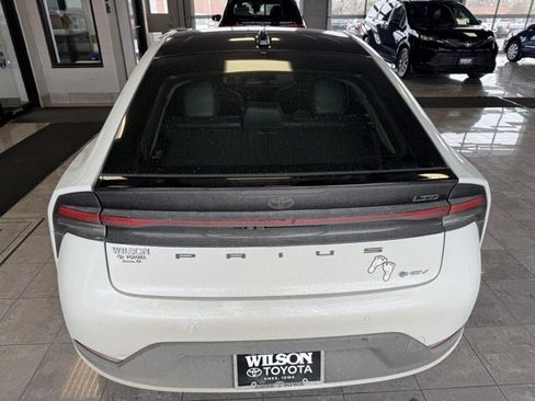 Used 2024 Toyota Prius Limited w/ Limited Premium Package image 4