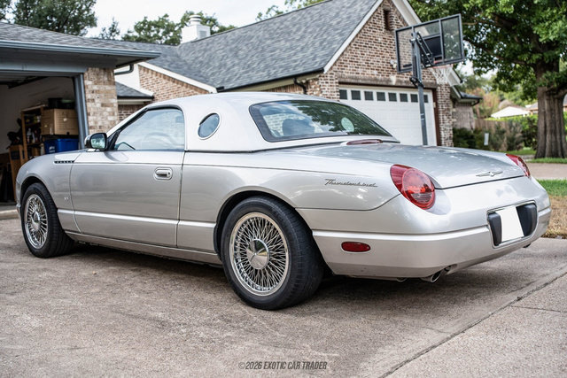 Used 2004 Ford Thunderbird RWD image 4